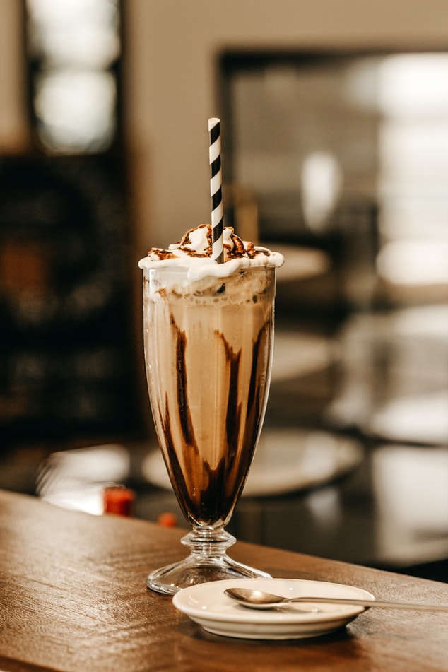 Kit Kat Shake